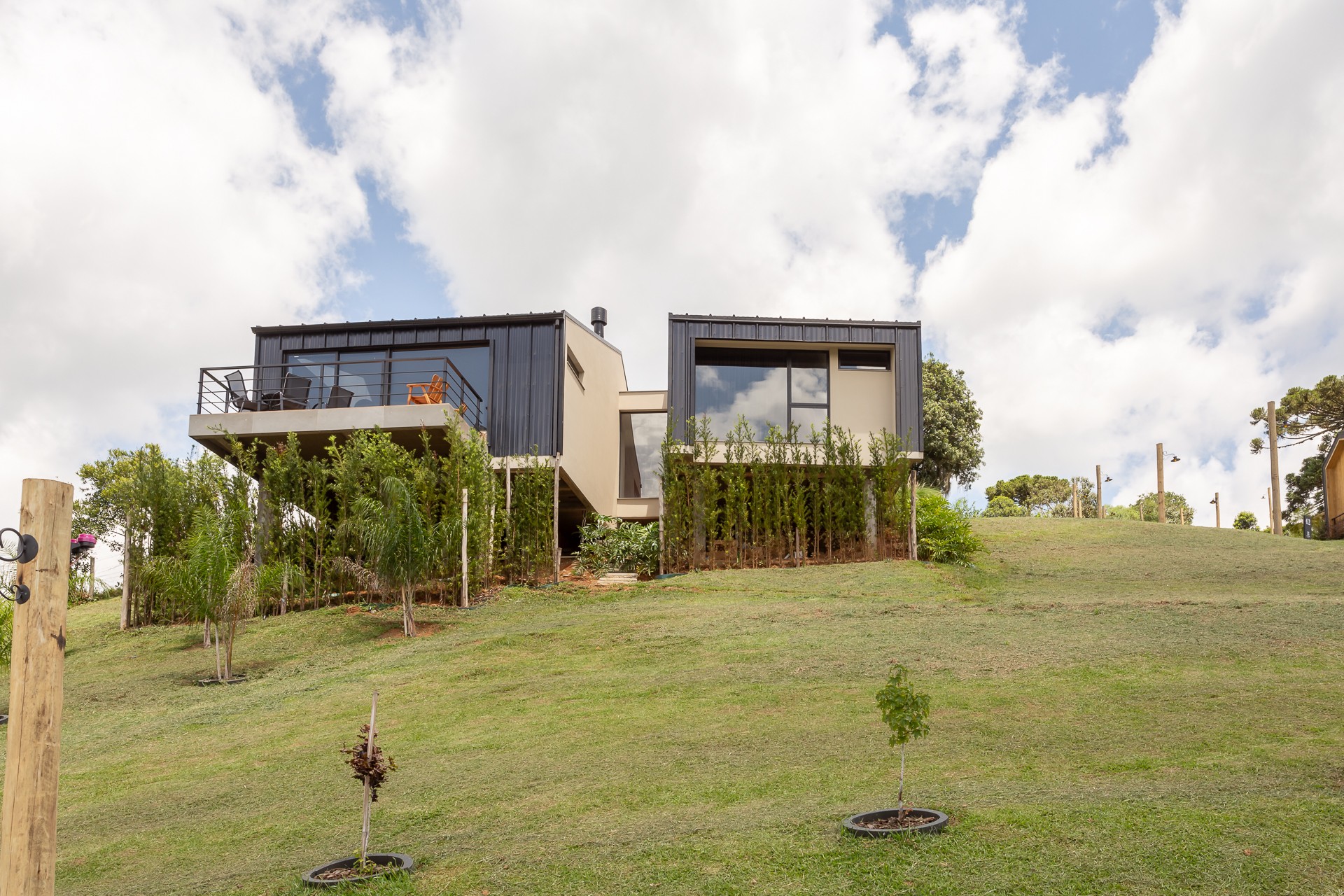 CABANAS TAQUARAS HUT ARQUITETURA