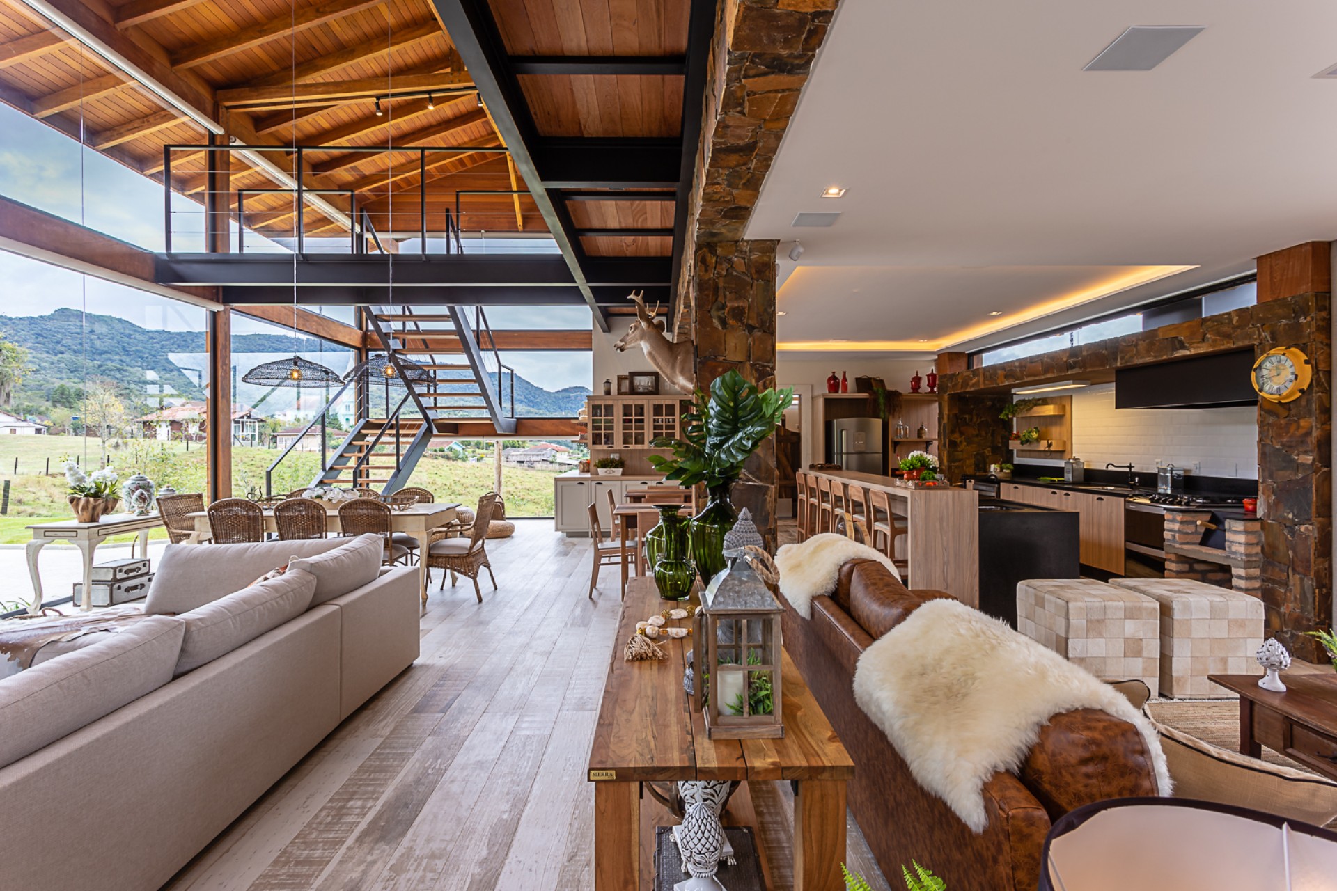 RESIDÊNCIA TAQUARAS INTERIORES