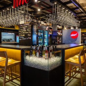 Vino Floripa Patio Milano Vino Floripa Patio Milano