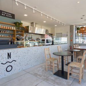 NAS ONDAS CAFÉ GAROPABA