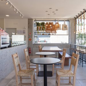 NAS ONDAS CAFÉ GAROPABA